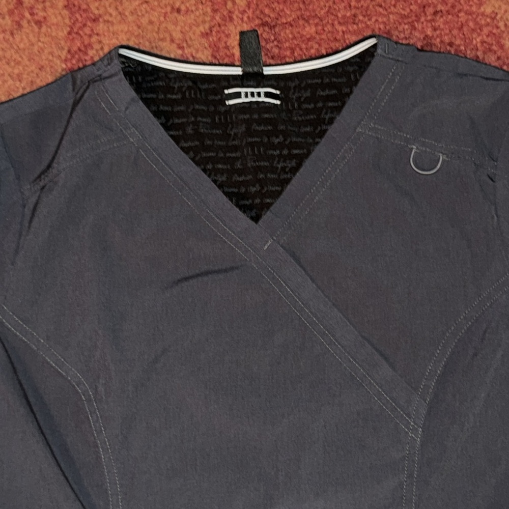 Elle Scrub Top - Picture 2 of 6